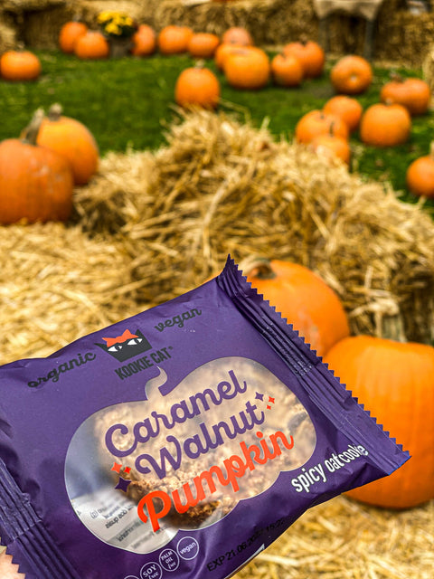 BIO φθινοπωρινό μπισκότο με κολοκύθα και καραμελωμένα καρύδια